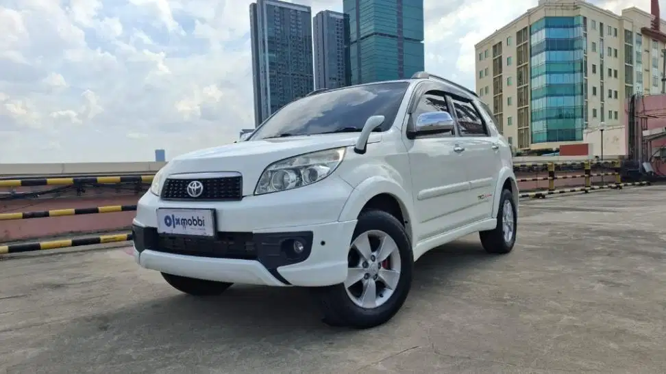 Toyota Rush 1.5 S Bensin-AT 2015