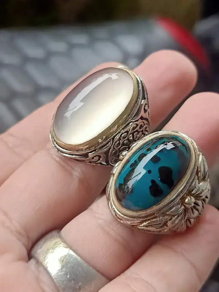 batu bacan Totol vs monstone Garut