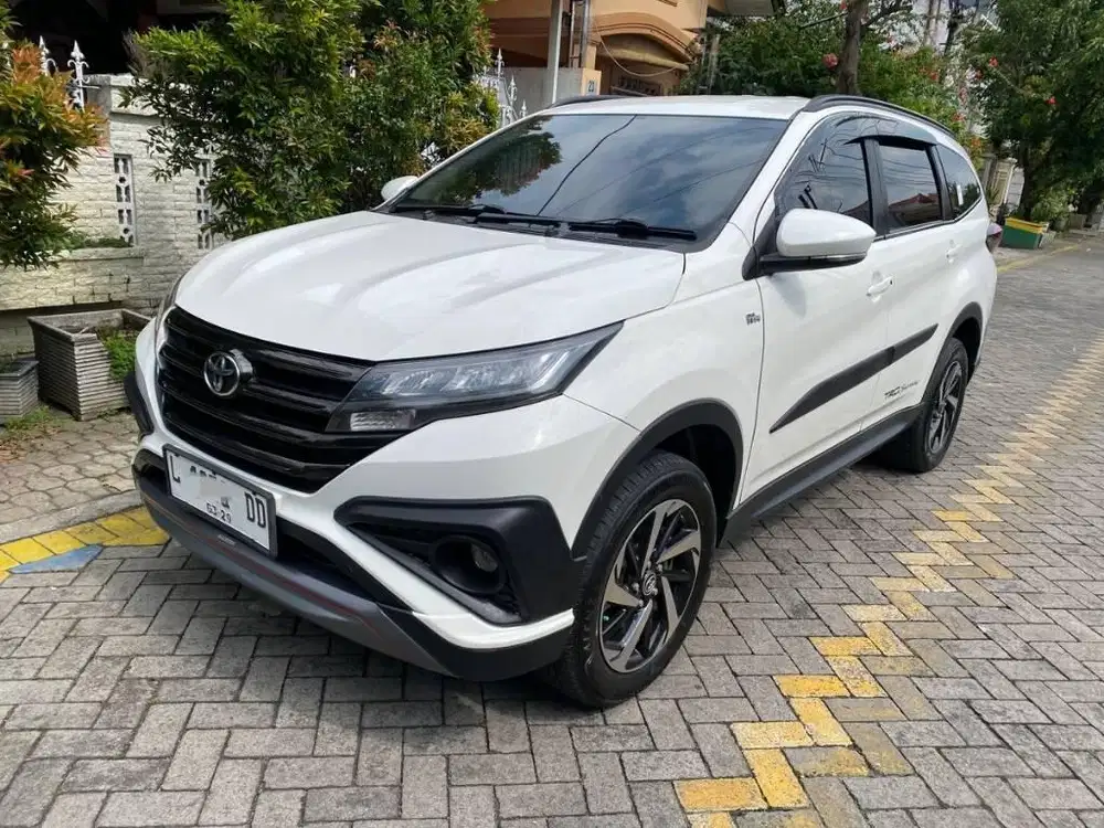 Toyota Rush 1.5 TRD Bensin Matic/At 2019 Super Bagus dan pajak baru