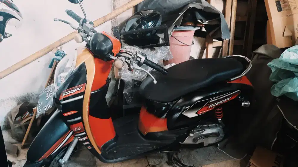 Scoopy 2012 kumplit mahar 7,5