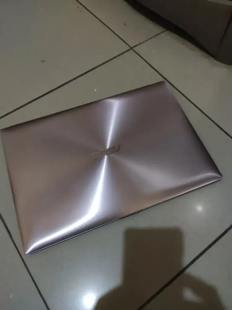Asus Zenbook slim