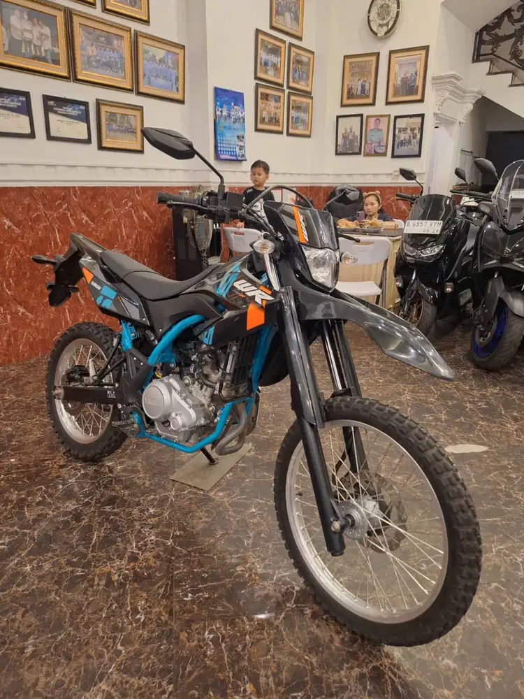 Hub ima dp 3.5 jt YAMAHA WR 155 2024 KM RENDAH . ktp daerah bisa kredi