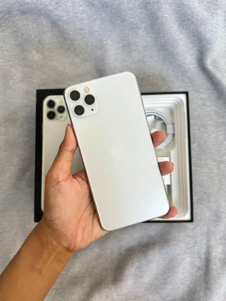 IPHONE 11 PRO MAX 256GB SECOND IBOX FULLSET NO MINUS