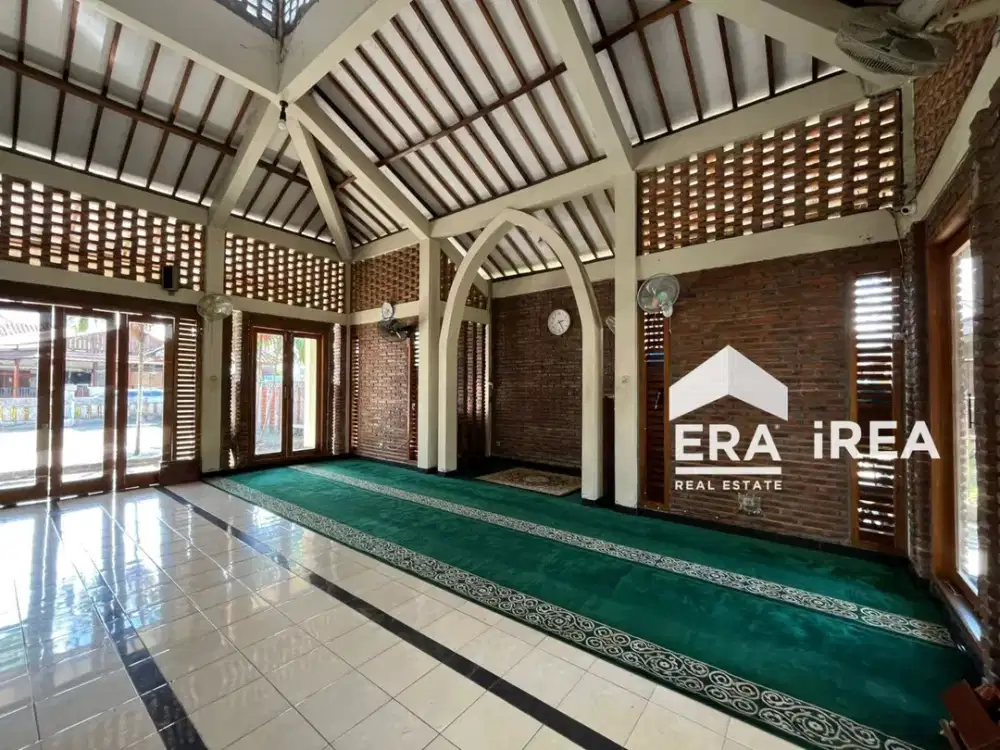 TANAH DAN BANGUNAN DIJUAL DI SOLO DEKAT STASIUN SOLO BALAPAN DAN PASAR LEGI