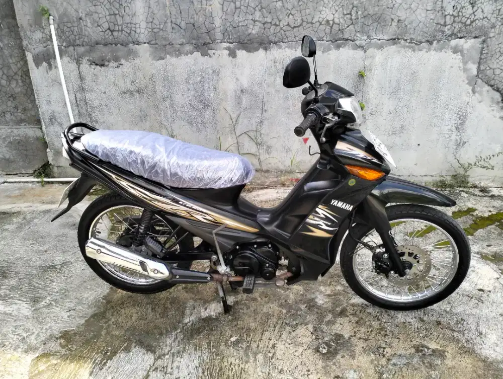 Vega ZR th 2009 murah dan bagus