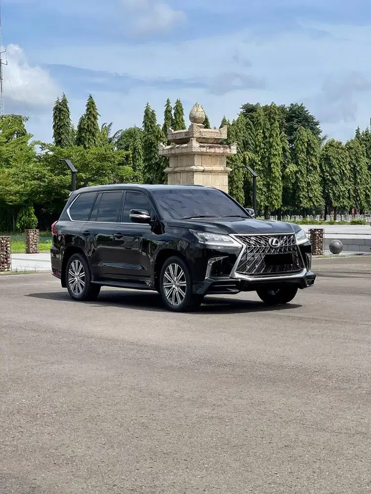 Lexus LX 570 F-Sport 2016 facelift