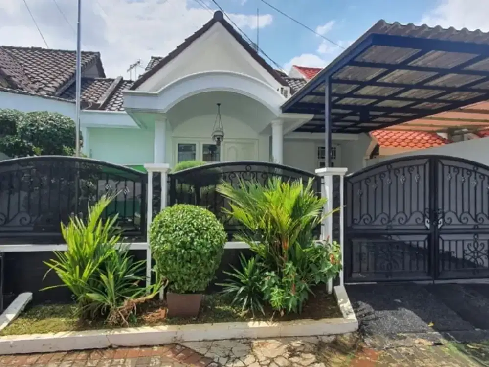 Rumah Klasik Full Furnished di Citra Garden 2
