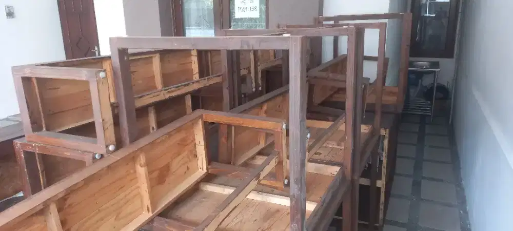 DIJUAL BORONGAN PERABOTAN EX CAFE RP. 6 JUTA