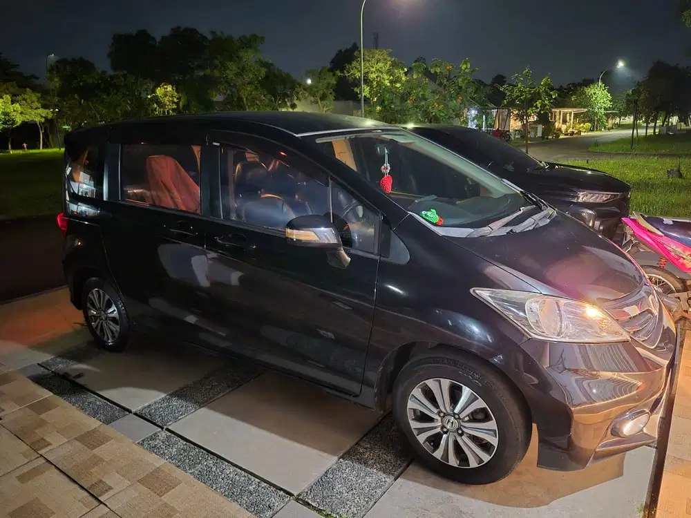 Honda Freed 2013 Bensin