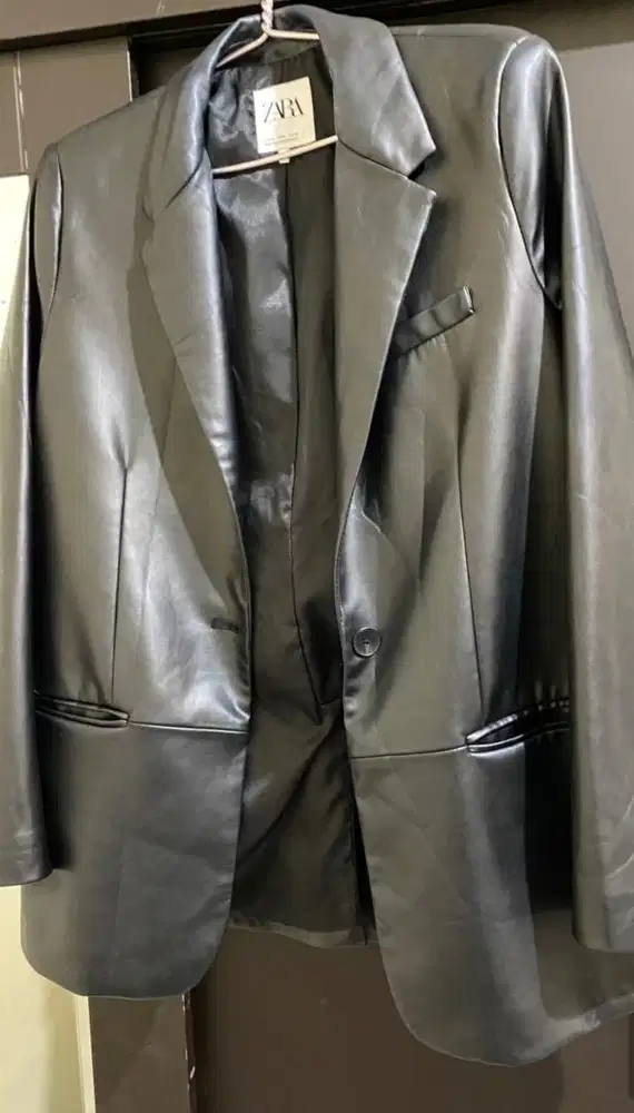 ZARA coat black woman