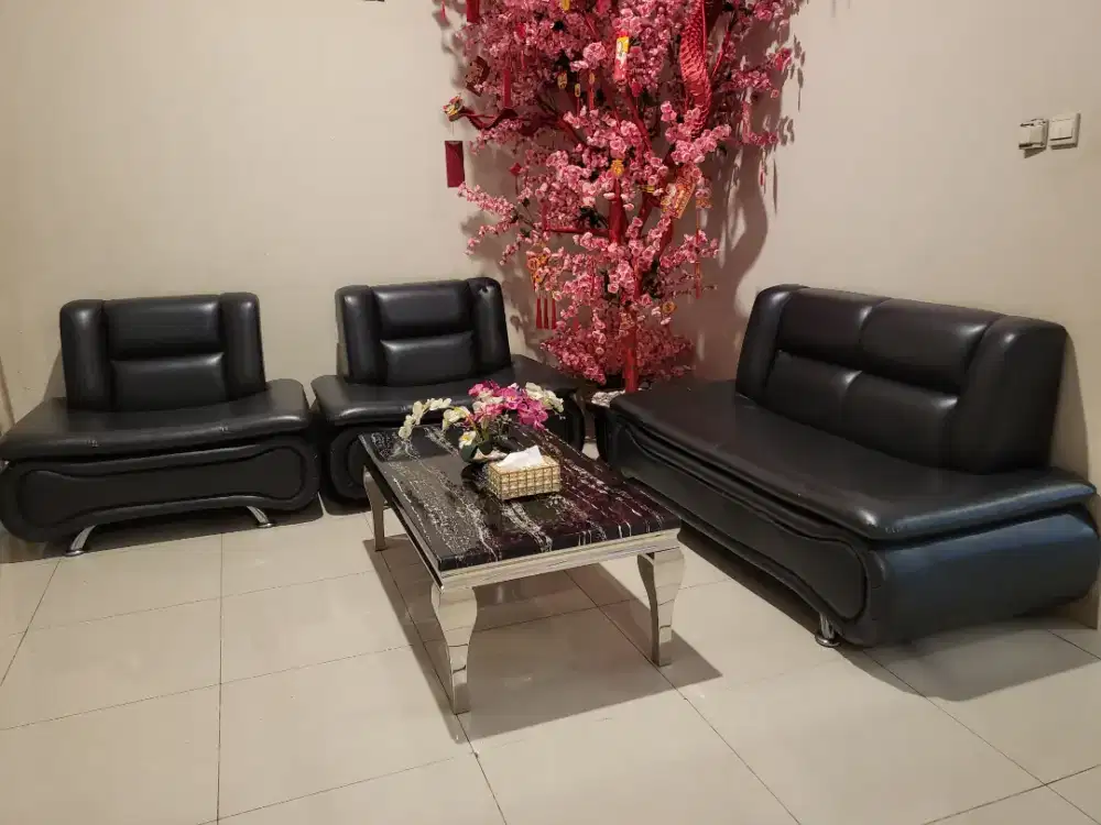 Dijual cepat: sofa ruang tamu elegan