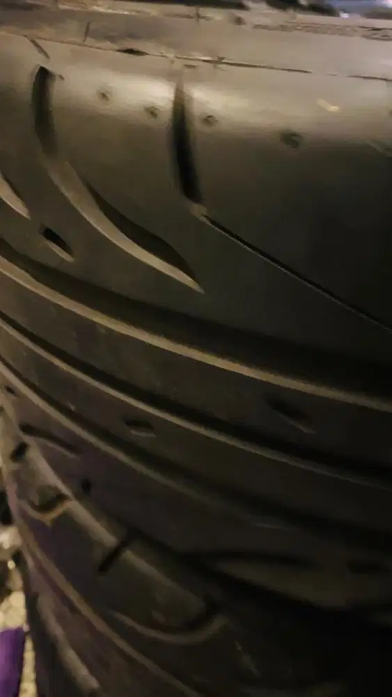 Seperti baru ban dan velg