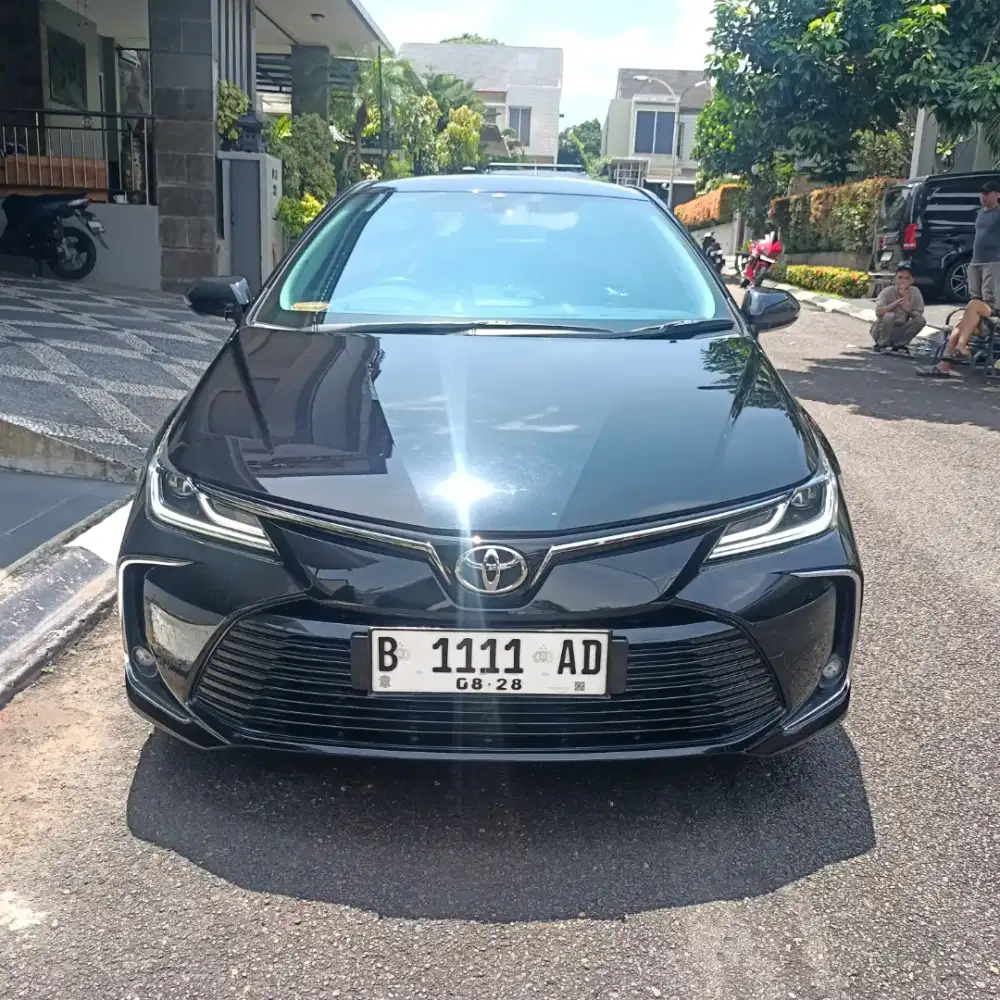 Toyota altis 1.8V matic bensin 2023