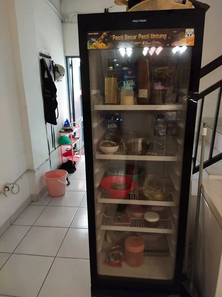 Jual Showcase polytron