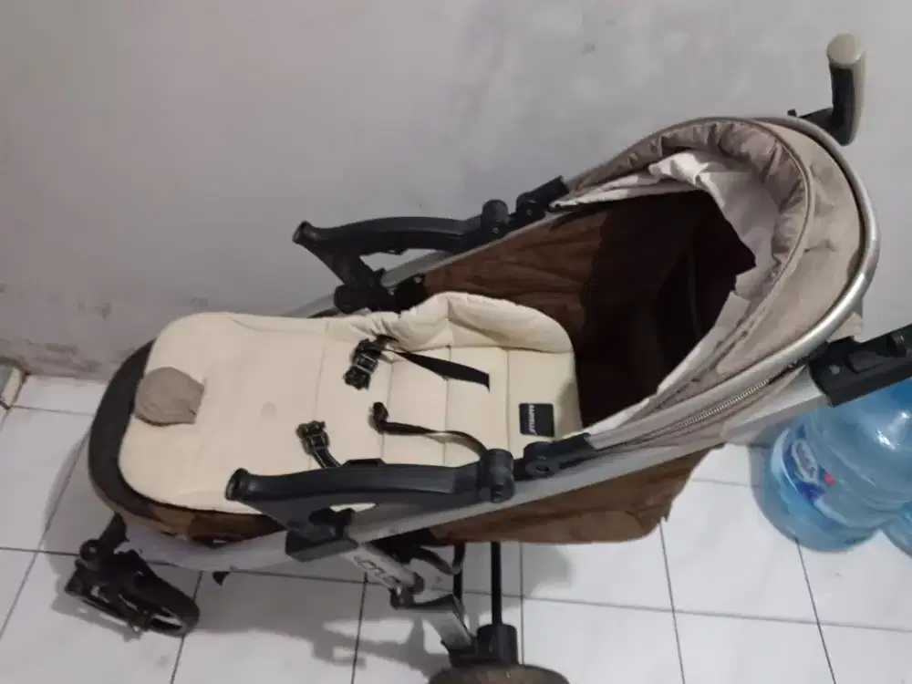 Stroler bayi babyelle tipe cruz