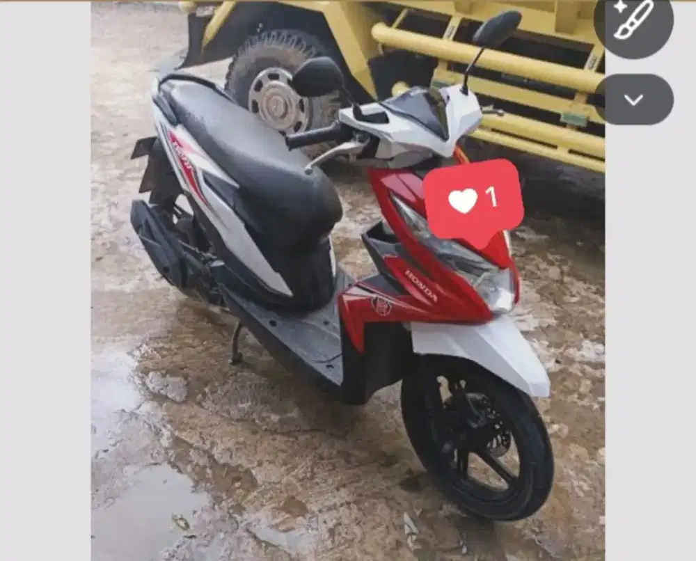 Beat 2019 abs merah putih