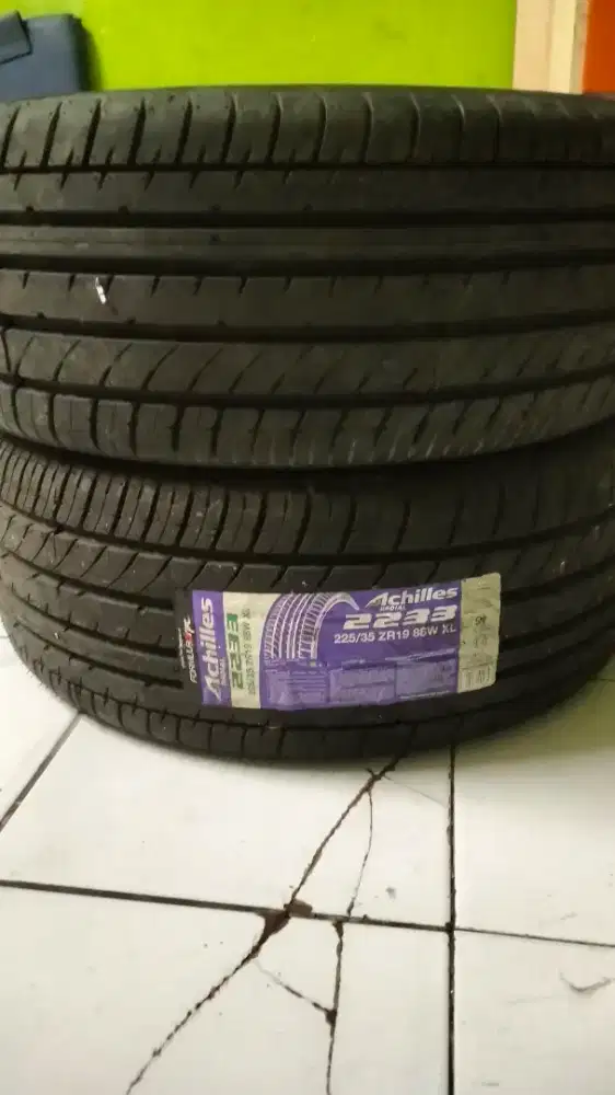 Ban Achilles 225/35/19(baru)