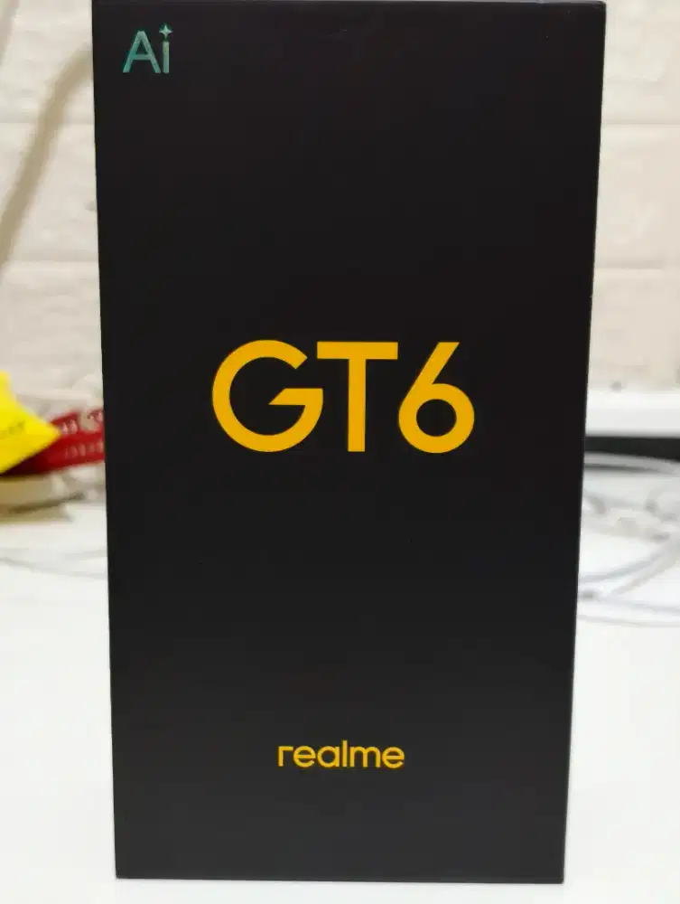 Realme GT6 12/256GB Silver