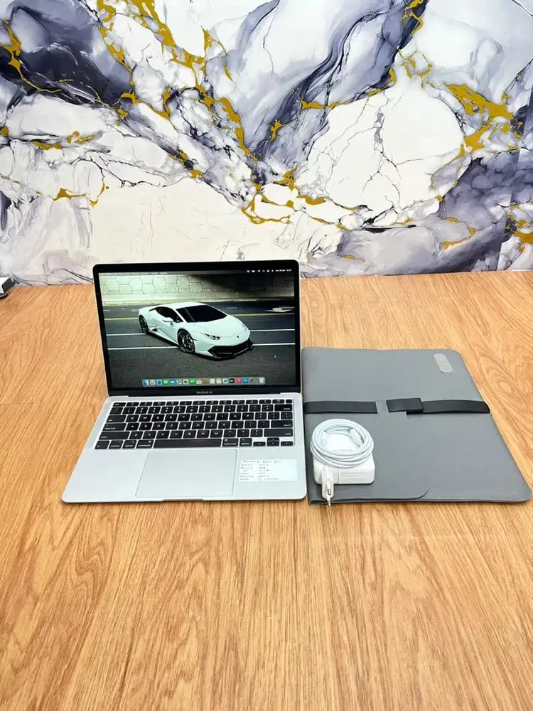 Macbook Air Retina 13-inci ( 2020)