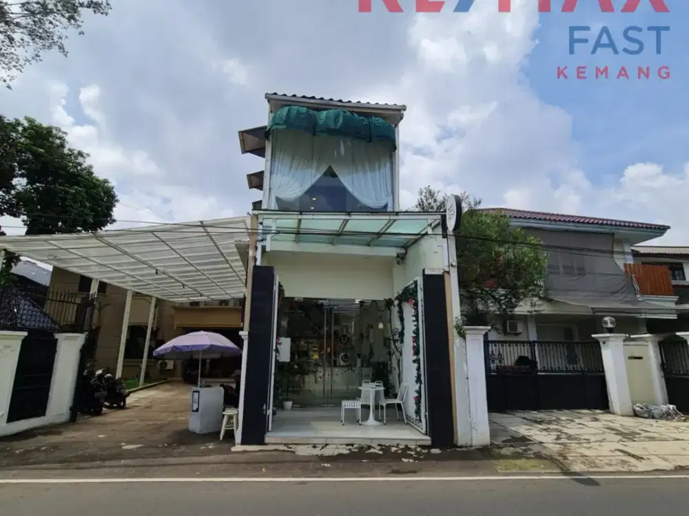 Disewakan Tempat Usaha 2 Lantai – Cocok Cafe / Restoran | Jalan Ramai