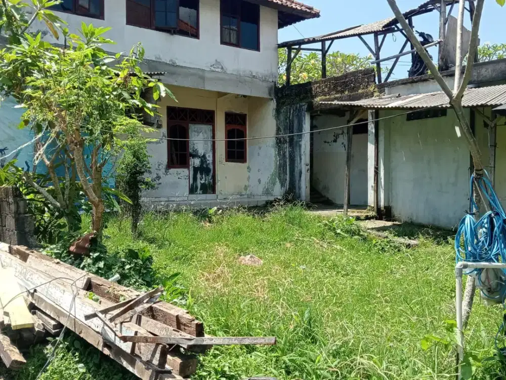 Di jual cepat tanah bonus bangunan berlokasi kebo iwa utara