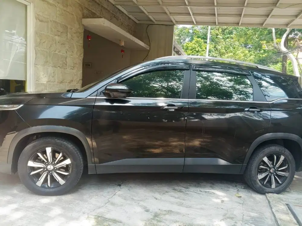 Mobil Wuling 7 Seater, barang mulus tanpa minus.