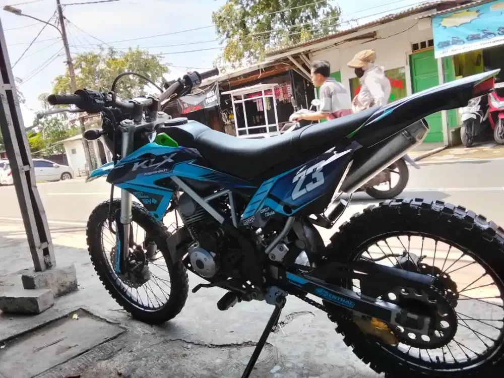 KAWASAKI KLX 150 TAHUN 2017 SIAP PAKAI