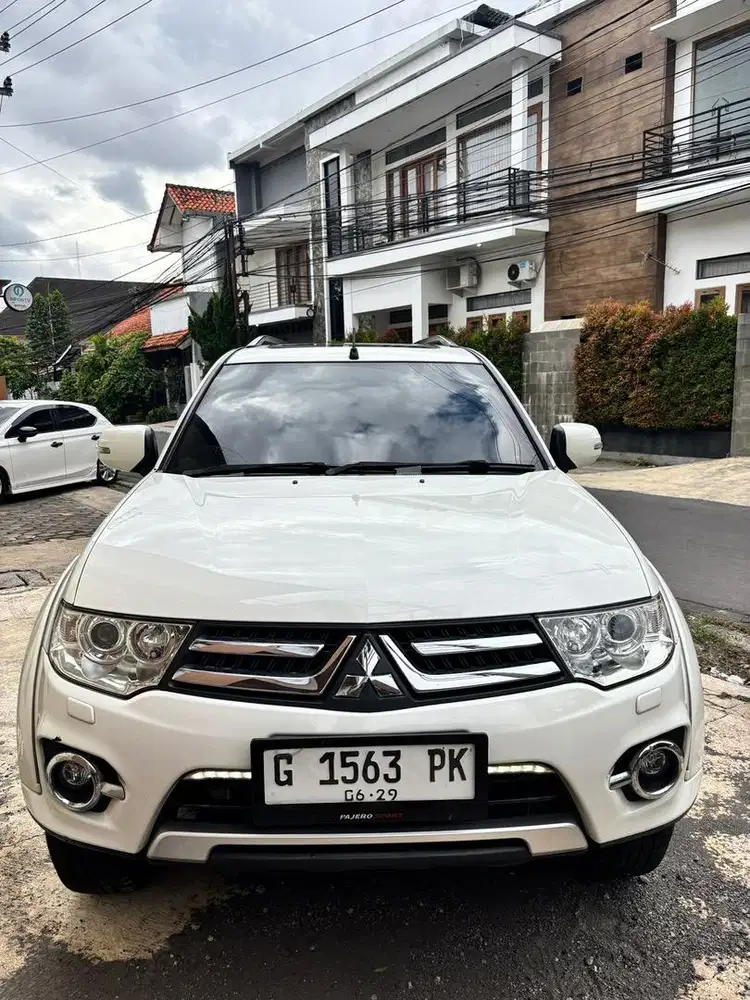 Pajero Dakar VGT 2014 Putih istimewa