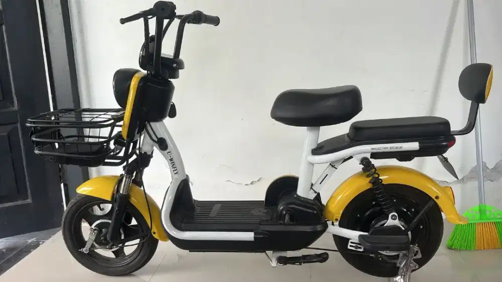 Sepeda Listrik U-winfly 2022