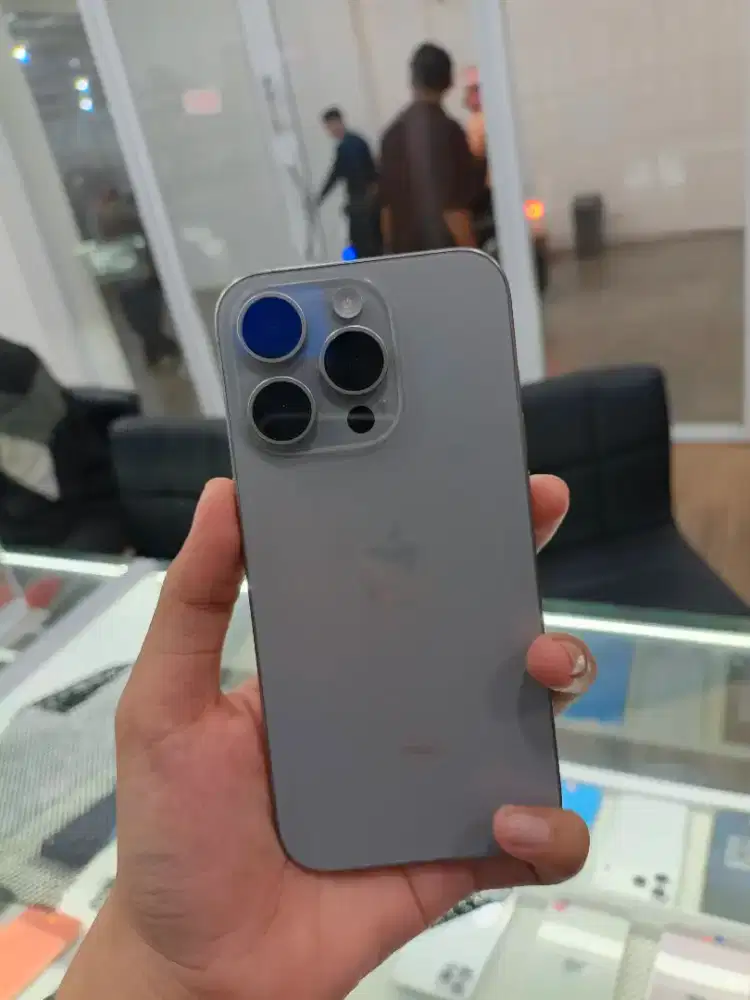 iPhone 15pro 128GB resmi langka