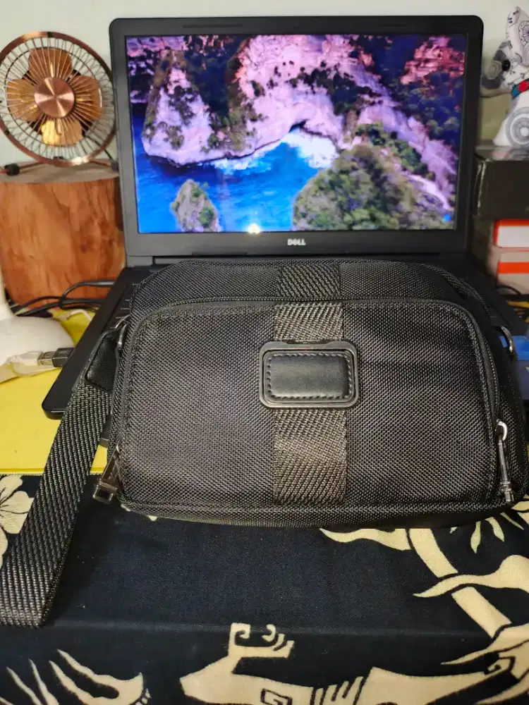 Tas Tumi Tumi Alpha Bravo Jackson Crossbody. 