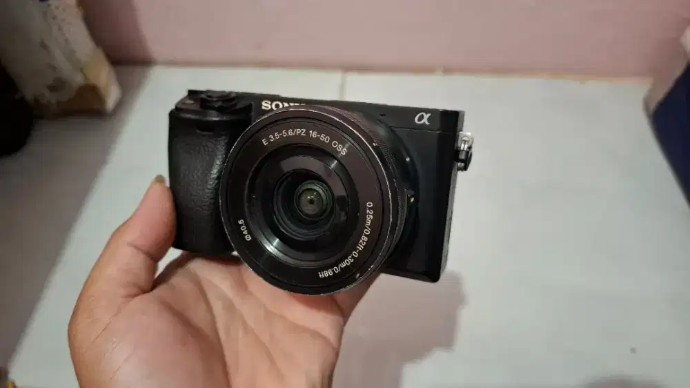 Sony A6300 and KIT 16-50