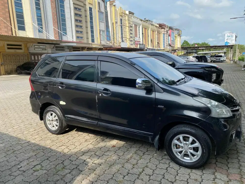 Toyota Avanza 2012 Bensin