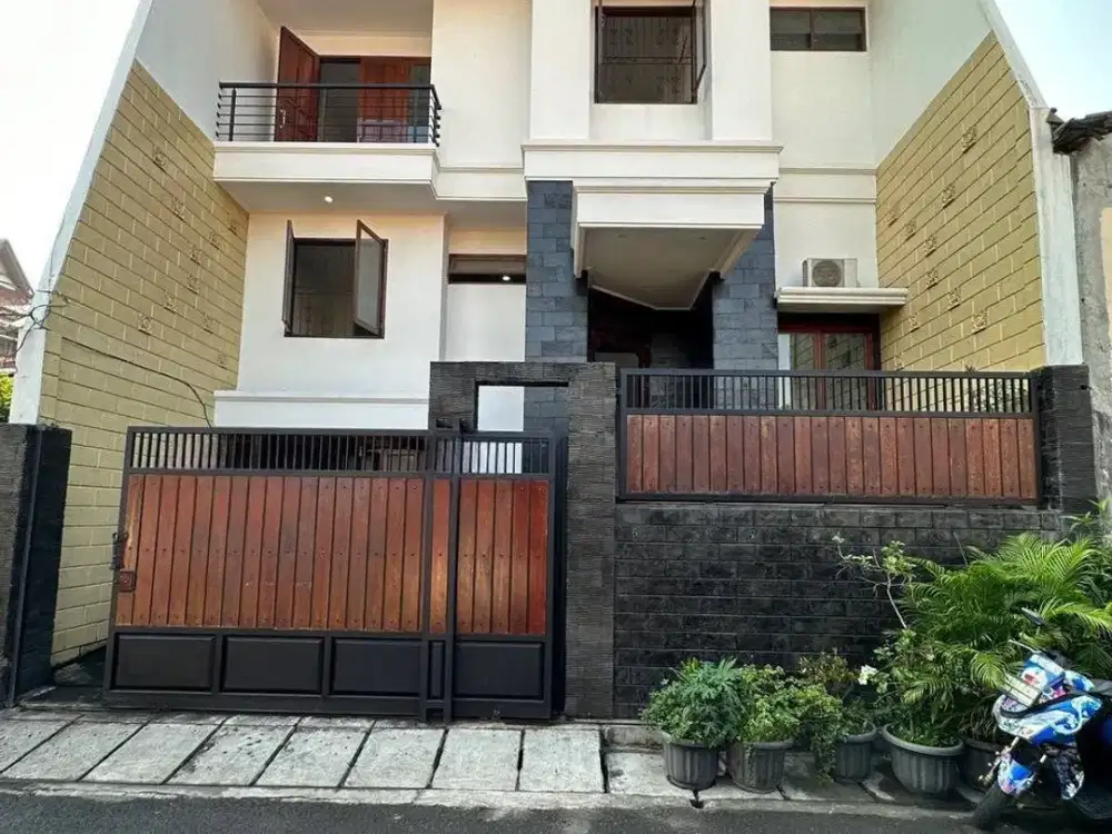 [HOT] Rumah Dijual AKSES 2 MOBIL SIAP HUNI Rawamangun Jakarta Timur Pulo Gadung Dekat Tol [AR116]