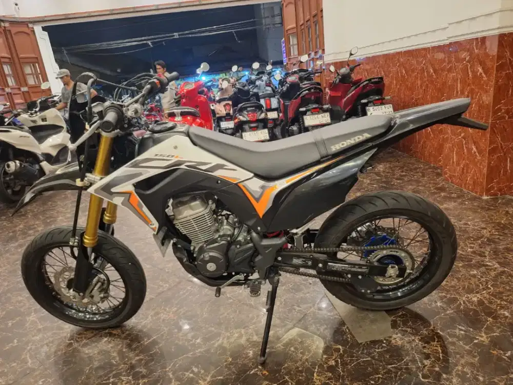 DP 3JT CRD 150L TH 2024 SUPERMOTO SYARAT KTP &KK PROSES DIBANTU ACC