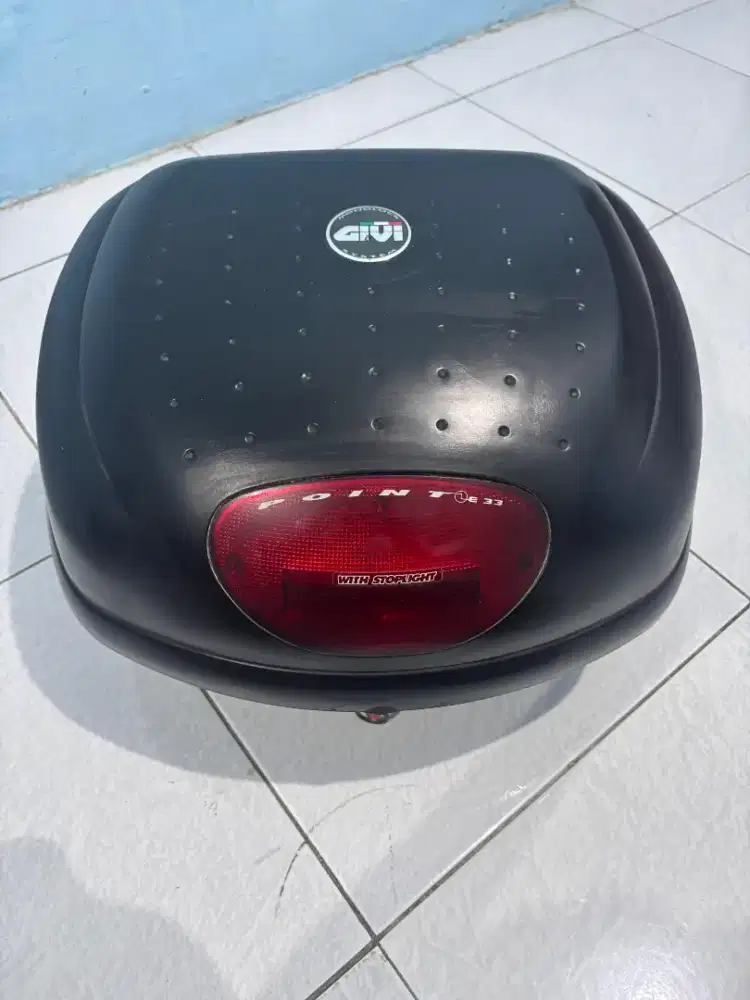 Box motor Givi E33