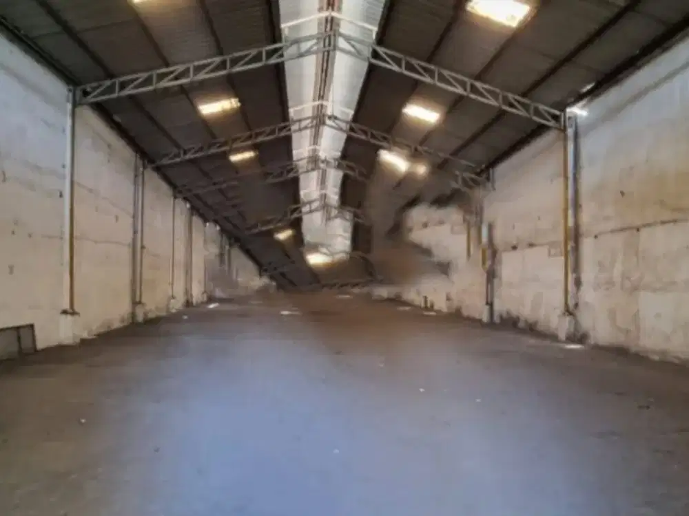 Dijual Gudang Mastrip Kemlaten