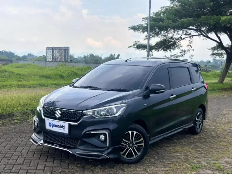 Suzuki Ertiga 1.5 Hybrid SS Bensin-MT 2022 Hitam BWIJ