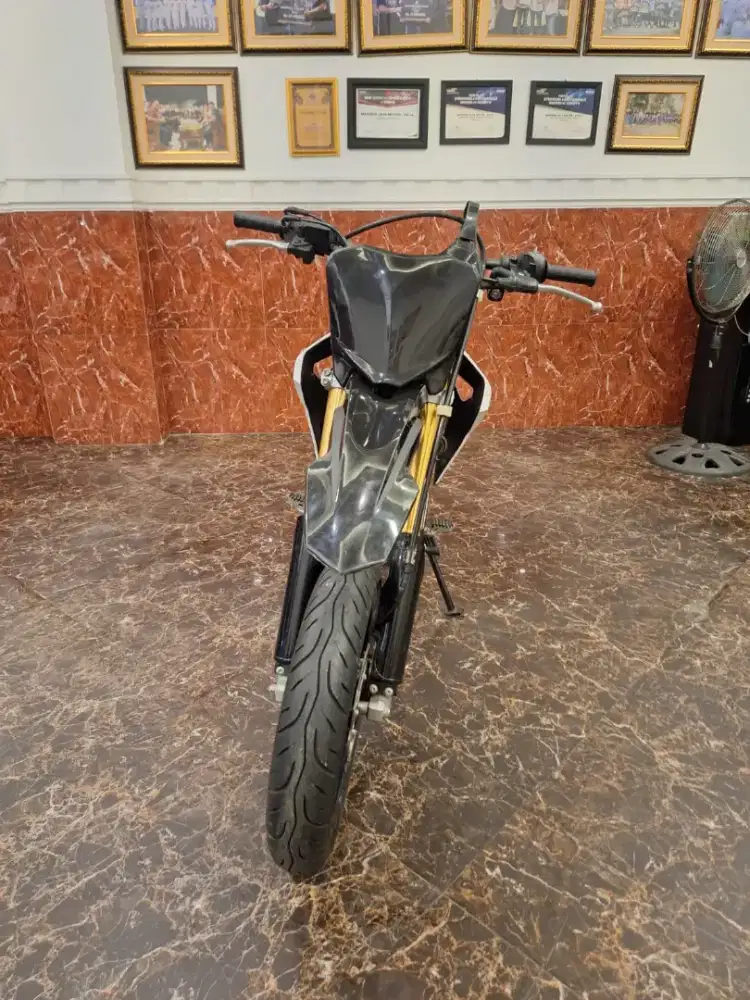 DP 3JT CRD 150L TH 2024 SUPERMOTO SYARAT KTP &KK PROSES DIBANTU ACC