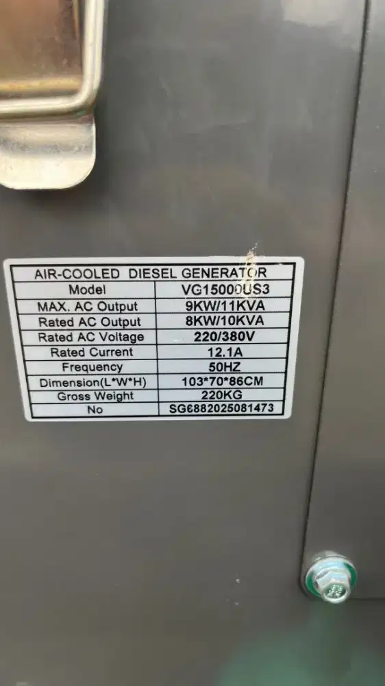 Jual mesin genset kondisi normal,baru pakai 1 bulan,minat inbox