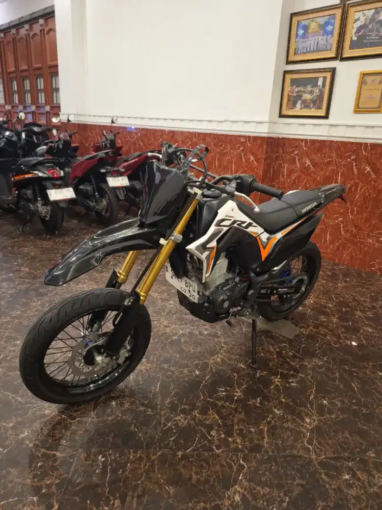 DP 3JT CRD 150L TH 2024 SUPERMOTO SYARAT KTP &KK PROSES DIBANTU ACC