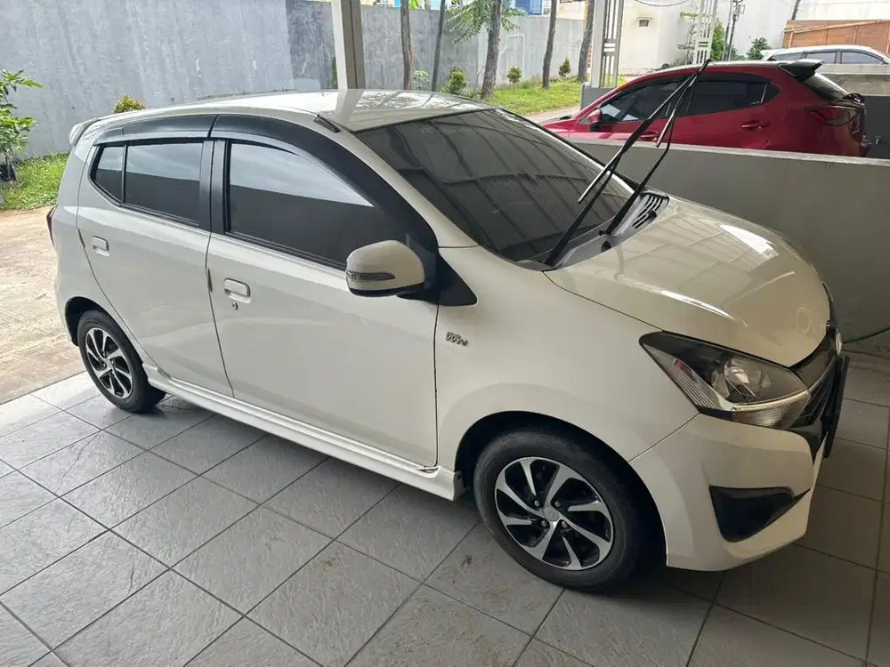 Jual AYLA 2018 Low KM tipe X