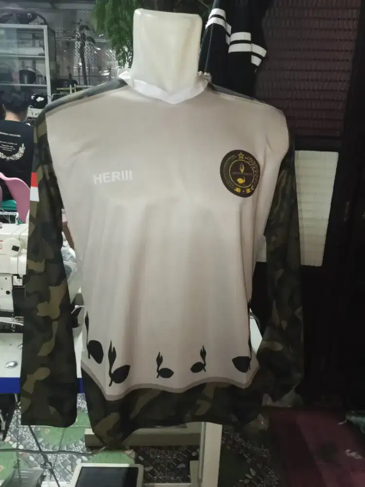 INIKONVEKSI KAMEJA DAN JERSEY