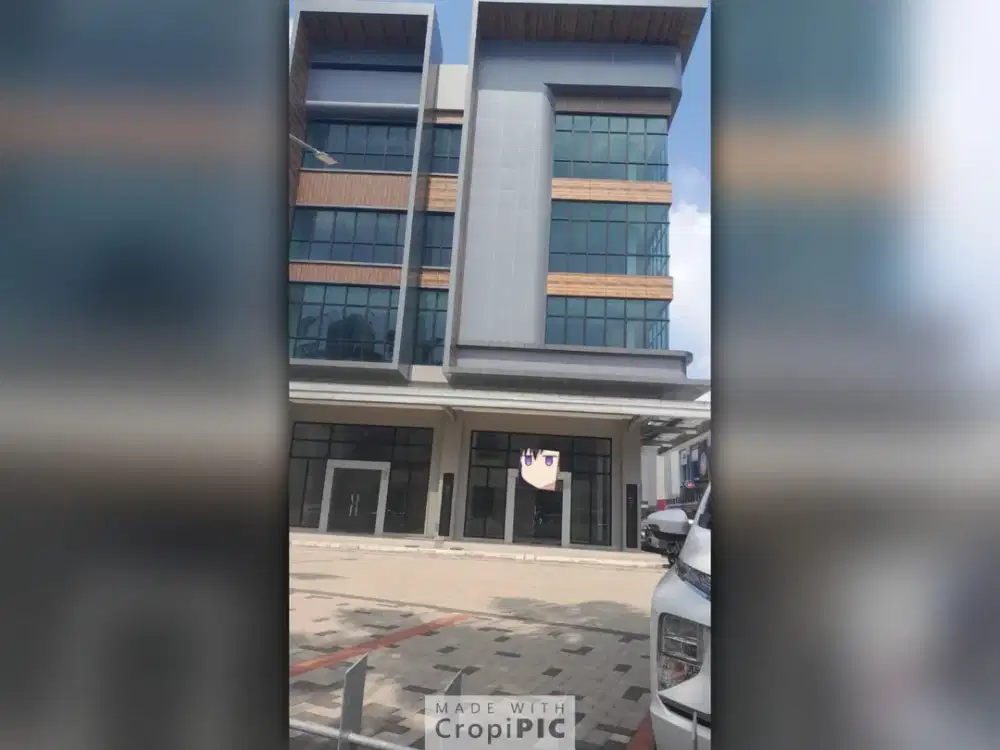 Ruko Hook 4 Lantai Crystal, Dekat Tol Boulevard – Lokasi Premium!