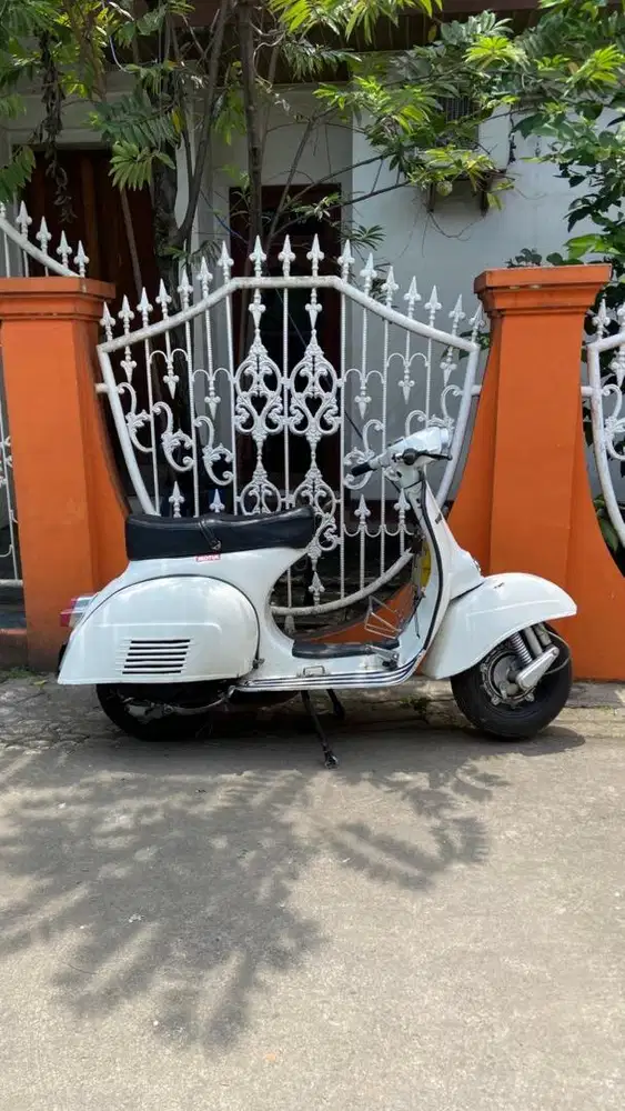 Vespa Sprint 1977 As Gede Murah