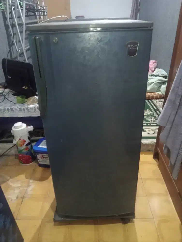 JUAL KULKAS SHARP