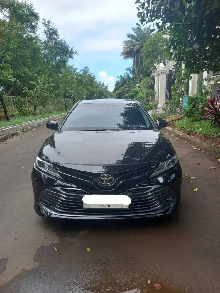 Toyota Camry (2019)