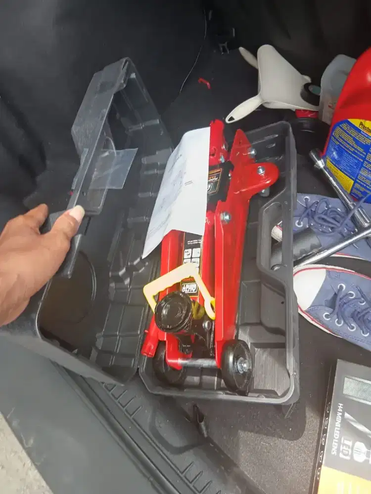 Dongkrak baru belom di pake