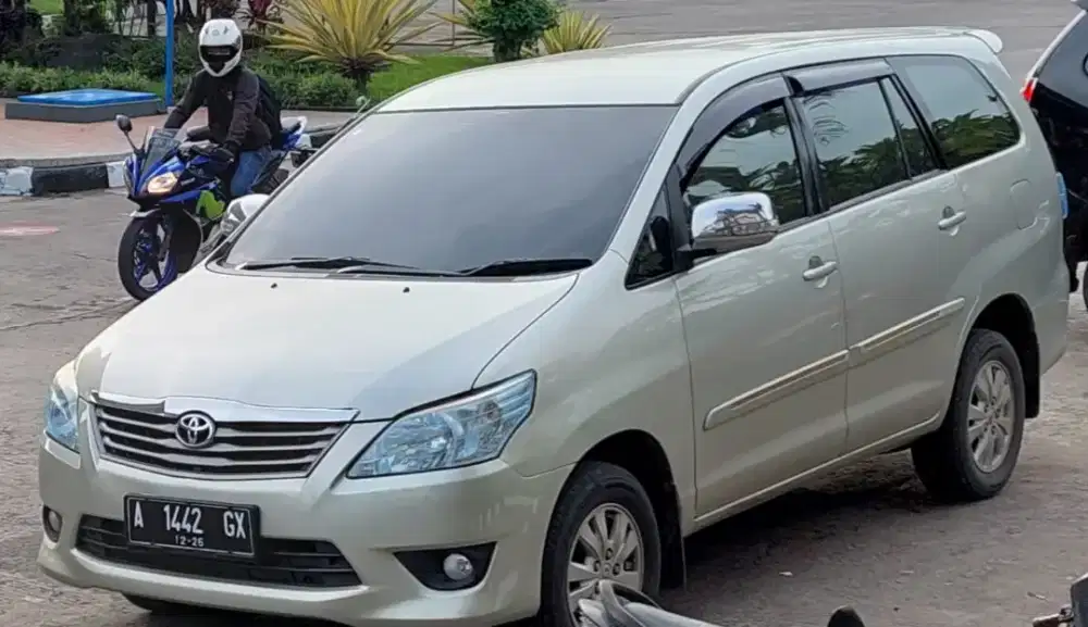 Jual Toyota Grand Innova Facelift 2011 Akhir - Pajak Panjang, Terawat!