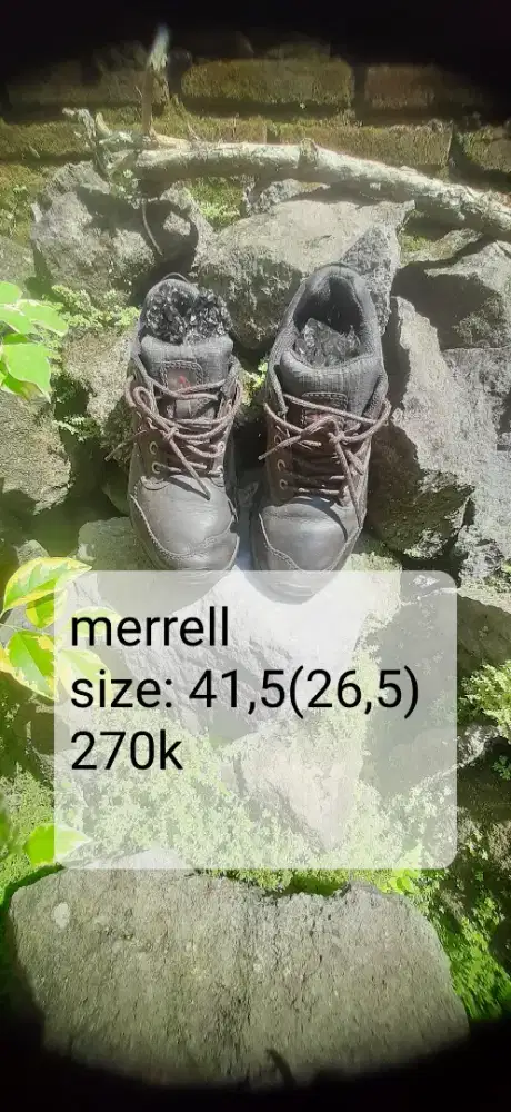 Sepatu kulit merrell